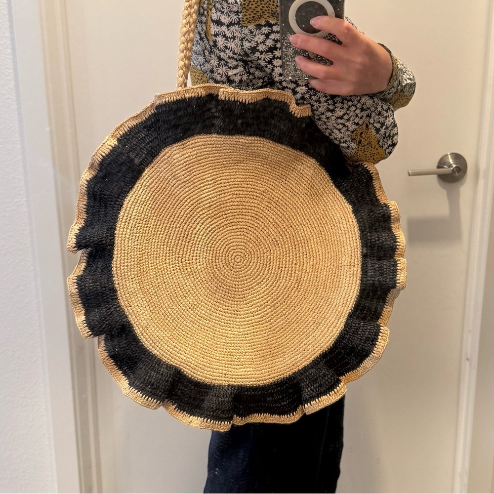 Sézane - Round 100% Raffia Tote with Black Trim